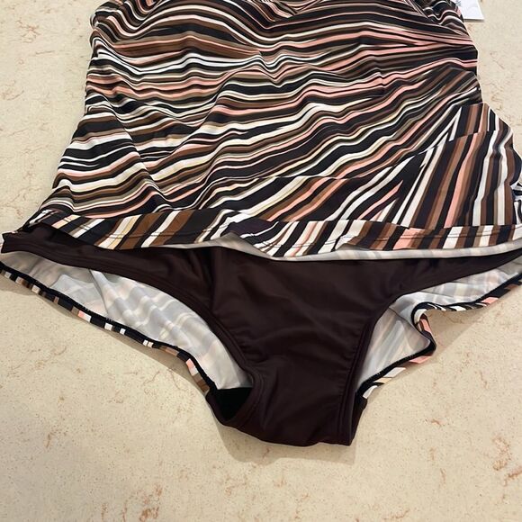 NWT Meet.Curve swimsuit brown striped one piece SZ 2XL - Picture 2 of 8
